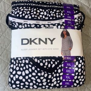 🆕NWT DKNY black white dot sleep jogger pajama set with eye mask, Size XXLARGE